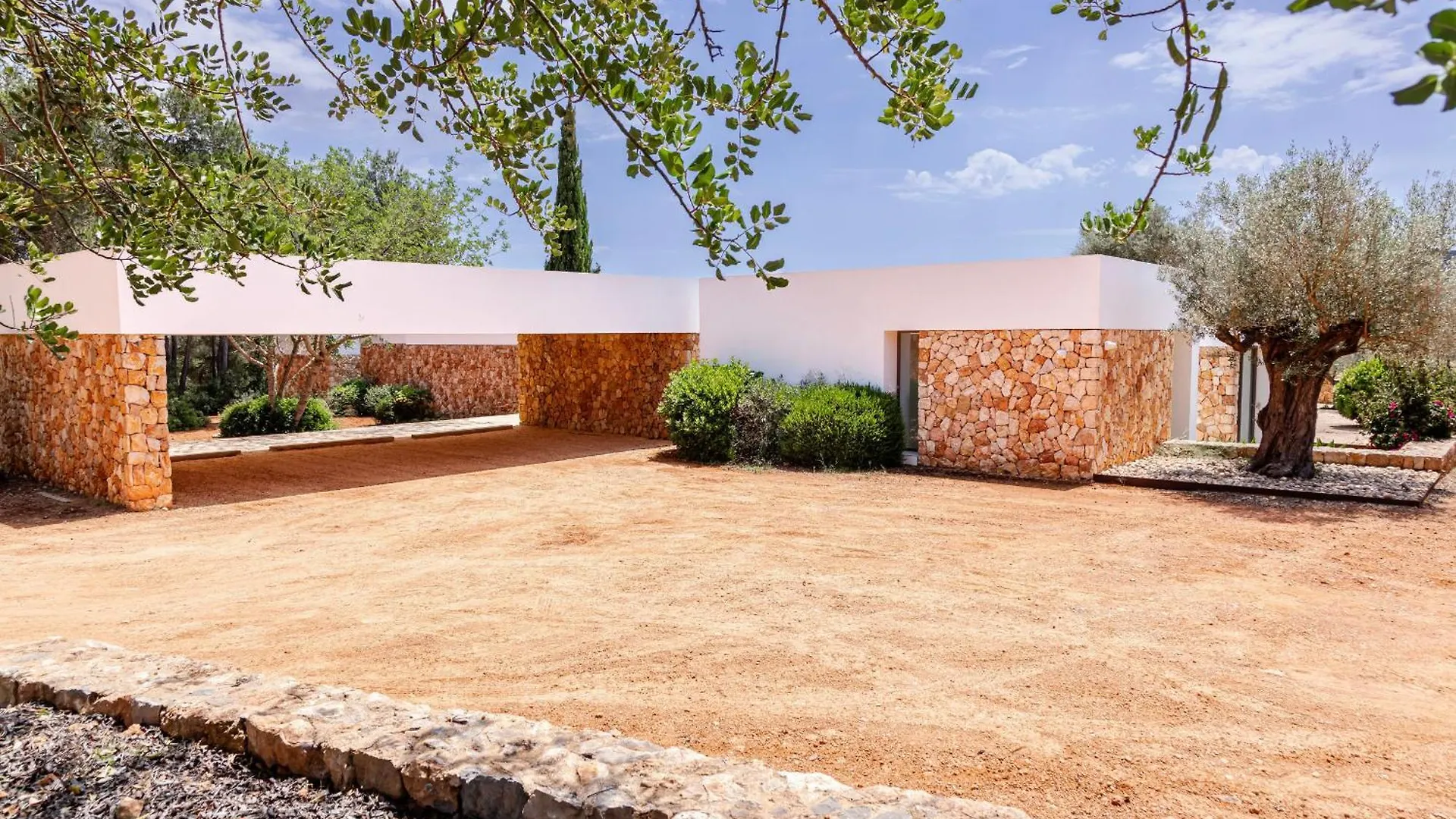 Villa Calma Sant Llorenç de Balàfia 0*,